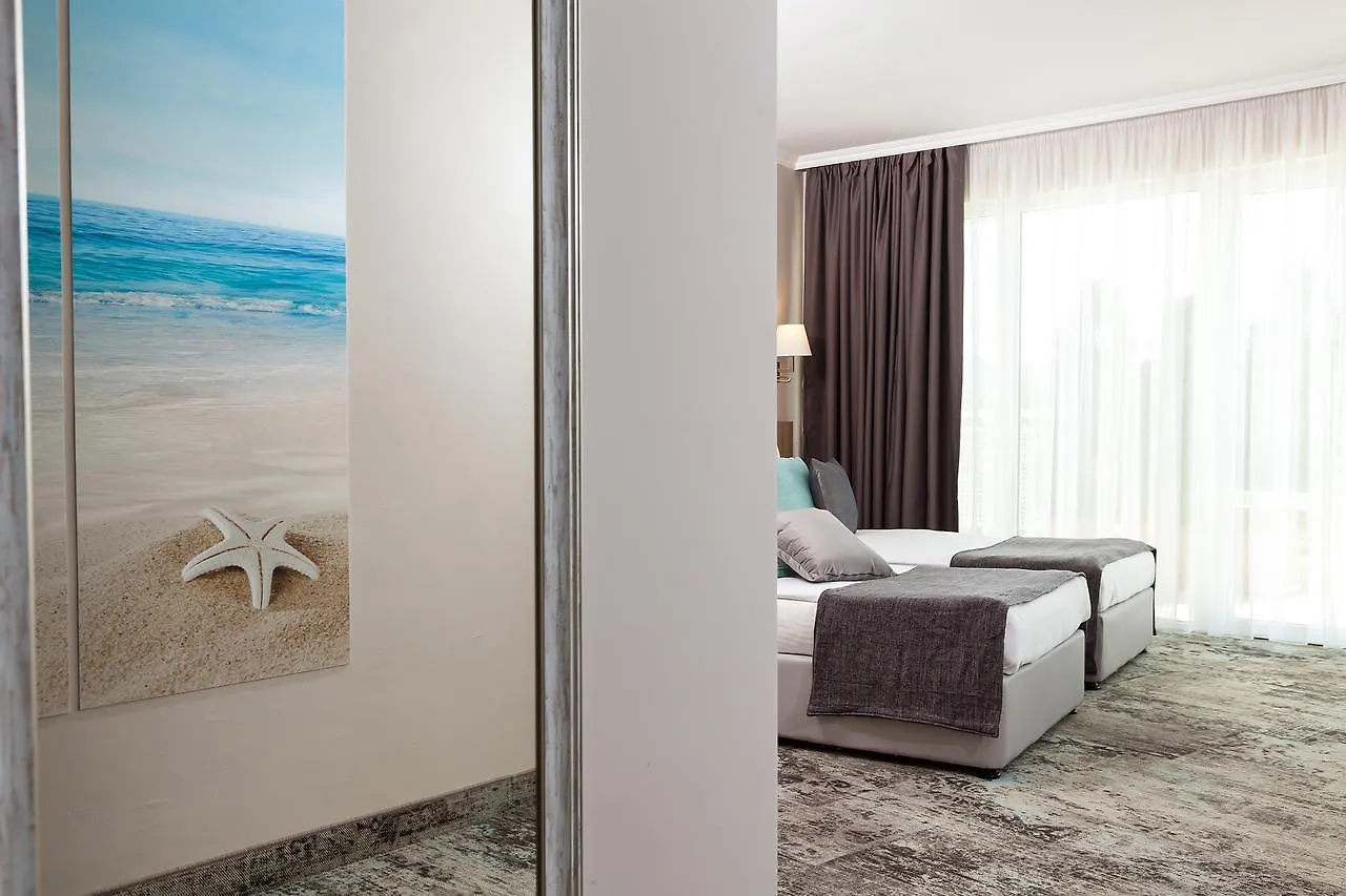 Hotel Wela Słoneczny Brzeg 4*,